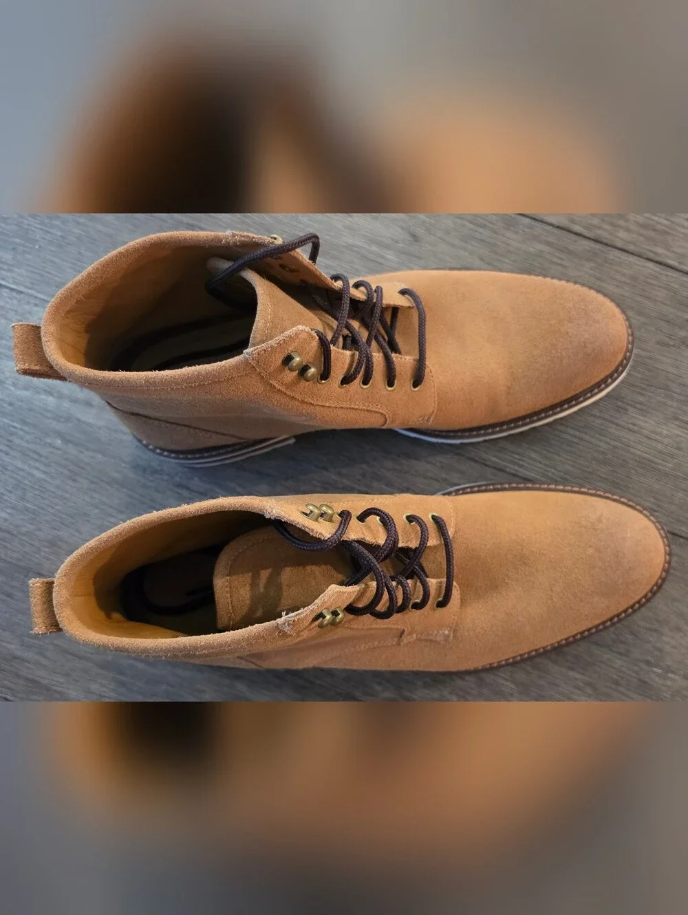 Johnston & Murphy Men's Chukka Boots in Tan Suede